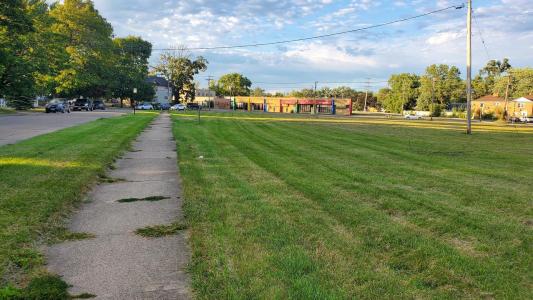 1213 Grand Avenue, Waukegan, 伊利諾州 60085, 美國