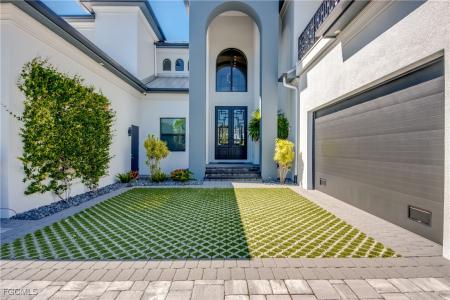 1436 Viking Court, Cape Coral, Floride 33904, États-Unis