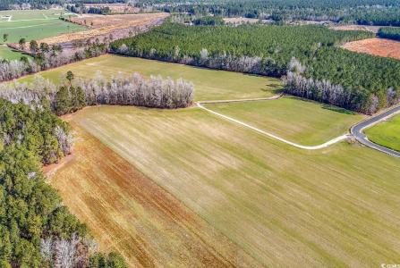 4633 Grainger Circle, Green Sea, South Carolina 29545, Stati Uniti