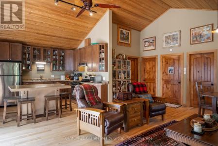 1071 DARDANELLES ROAD, Dysart Et Al (dudley), Ontario K0M 1S0, Canadá