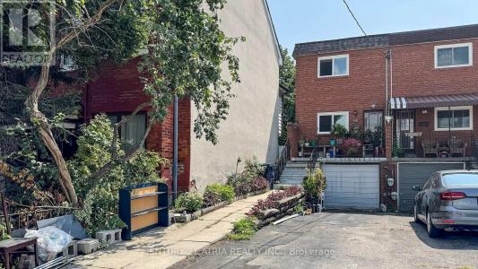 49 NOBLE STREET, Toronto (roncesvalles), Ontario M6K 2C7, Canadá