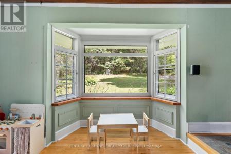 400 OLD 127, South Algonquin, Ontario K0J 2M0, Canada