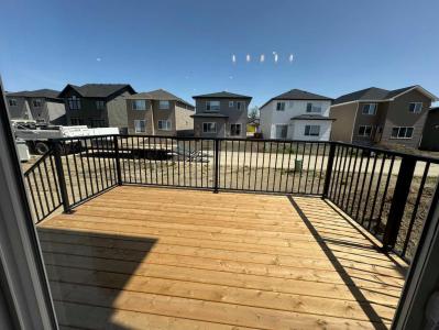 49 EMMETT CRESCENT, Red Deer, Alberta T4P 3G8, Canada