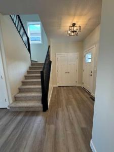 49 EMMETT CRESCENT, Red Deer, Alberta T4P 3G8, Canada