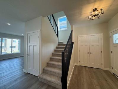 49 EMMETT CRESCENT, Red Deer, Alberta T4P 3G8, Canada