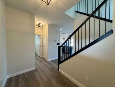 49 EMMETT CRESCENT, Red Deer, Alberta T4P 3G8, Canada