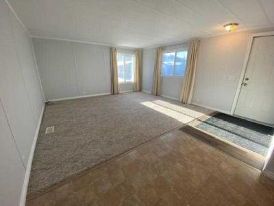 126 NICKERSON AVENUE, Hinton, Alberta T7V 1A4, Kanada