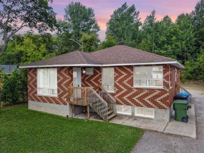 428  Ch. Kipawa, Témiscaming, Quebec J0Z 3R0, Kanada