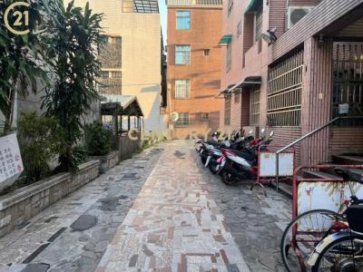 龍埔街, Yongkang Dist., Tainan 710, Taïwan