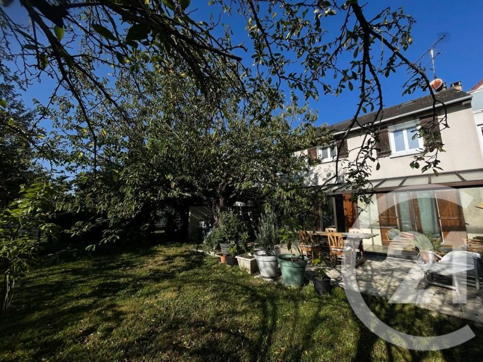 Pontault Combault, Île-de-France 77340, France