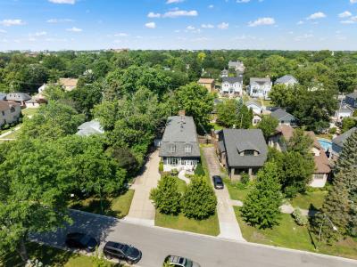 5706 N New Hampshire Avenue, Chicago, Illinois 60631