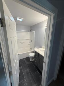 606 River Avenue Unit B, East Providence, Rhode Island 02908, Estados Unidos