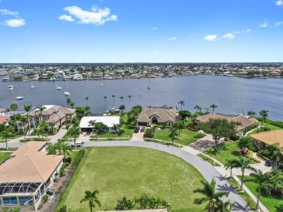 6424 Rubia Cir, Apollo Beach, Florida 33572