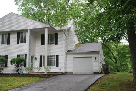63 Governors Hill Dr Unit 63, West Warwick, RI 028933, USA