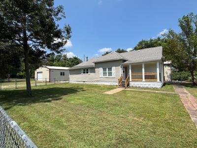 1621 N Park Ave, Herrin, Illinois 62948, USA