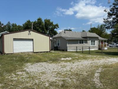 1621 N Park Ave, Herrin, Illinois 62948