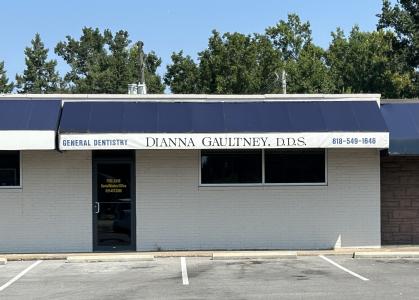 1112 W Main St, Carbondale, Illinois 62901, USA