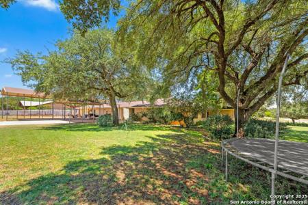 198 Encino Drive, Pearsall, 텍사스 78061, 미국