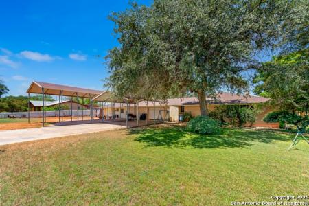 198 Encino Drive, Pearsall, 텍사스 78061, 미국