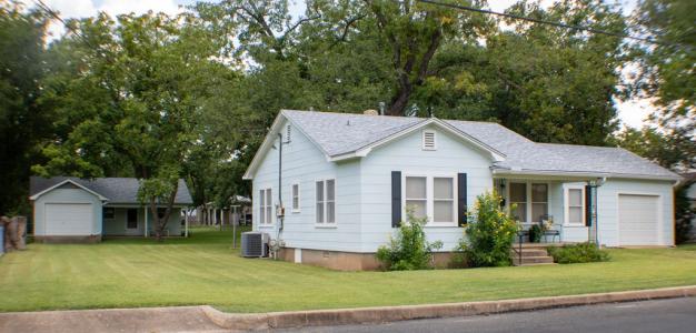 304 S Crockett St, Fredericksburg, Texas 78624, Stati Uniti