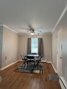 2817 W. 13 Mile Road #1, RoyalOak, מישיגן 48073, ארצות הברית של אמריקה