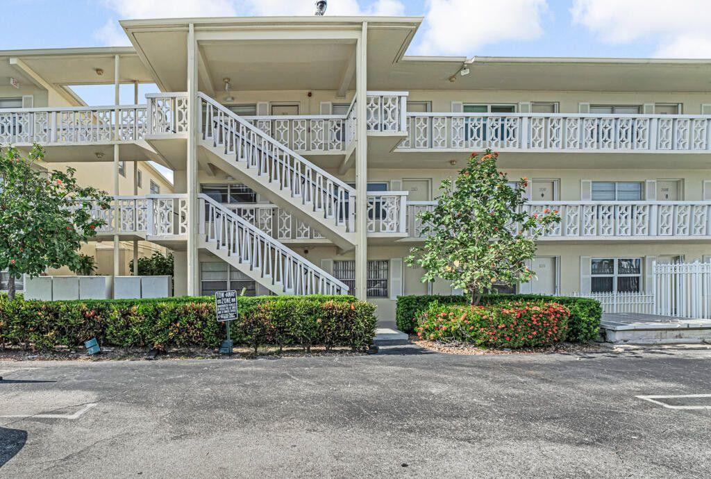 1050 Newcastle C, Boca Raton, Floryda 33434, USA