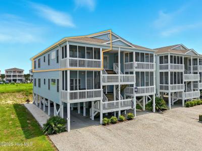 409 27th Street # D, Sunset Beach, North Carolina 28468, HOA KỲ