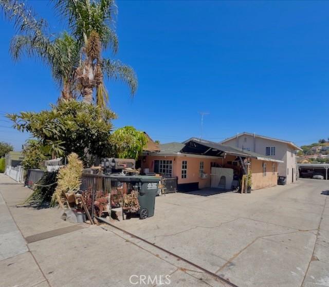 3844 Whiteside Street, East Los Angeles, California 90063, Stati Uniti
