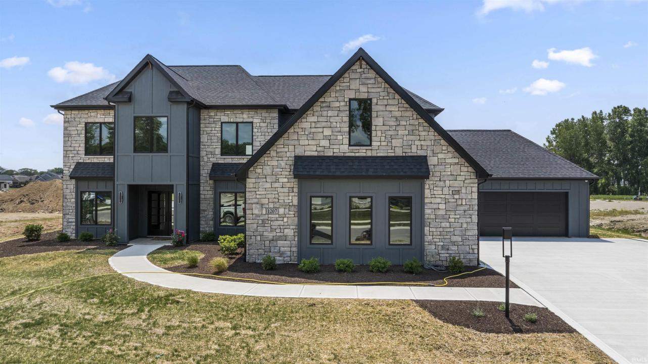 1207 Cascata Trail, Huntertown, Indiana 46748, USA