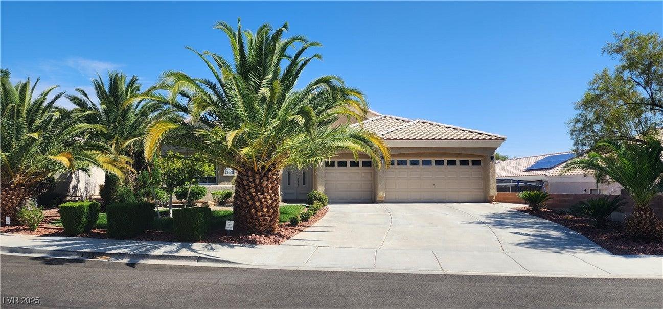 2560 Deer Season Street, Henderson, Nevada 89052
