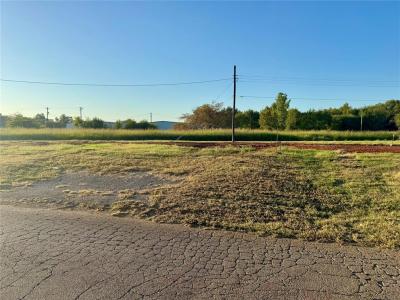 711 W Michigan Avenue, Chickasha, 奧克拉荷馬州 73018, 美國