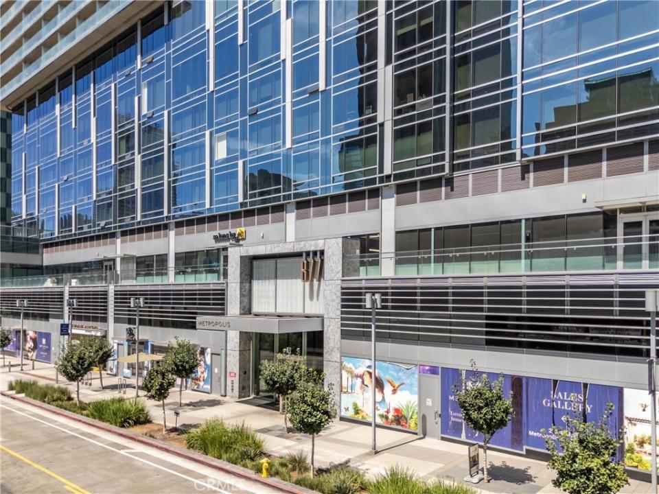 877 Francisco St. #819, Los Angeles, California 90017, Stati Uniti