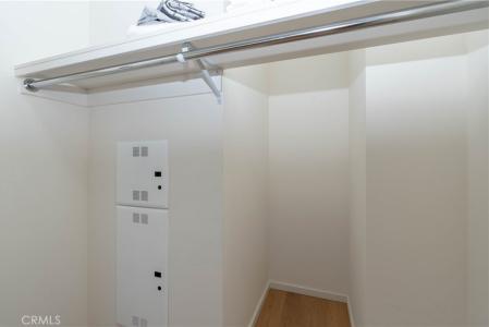 877 Francisco St. #819, Los Angeles, California 90017, Stati Uniti