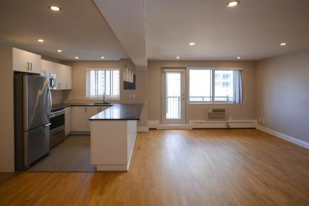 3421 Rue Drummond, Montréal (Ville-Marie), Quebec H3G 1X7, Kanada