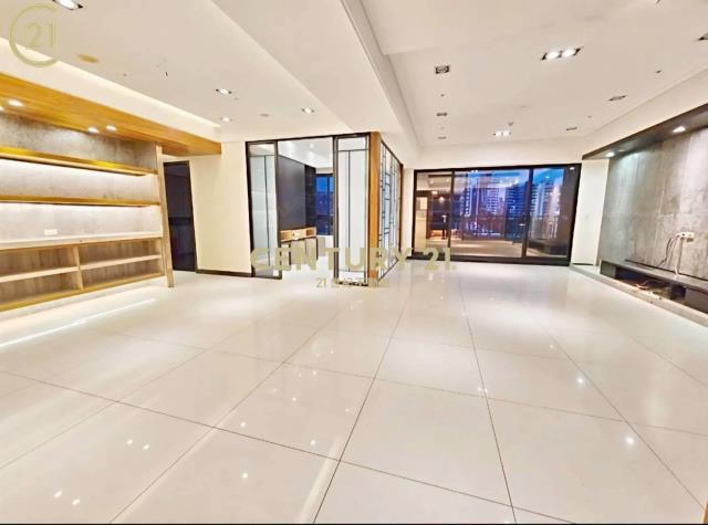 中央路, Xinzhuang Dist., 新北市 242, 台灣