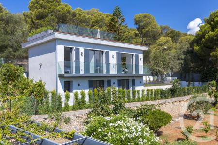 Nice, Provence-Alpes-Côte D'Azur 06300, France