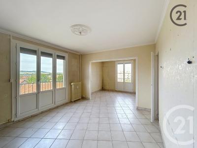 La Chapelle St Luc, Champagne-Ardenne 10600, Pháp