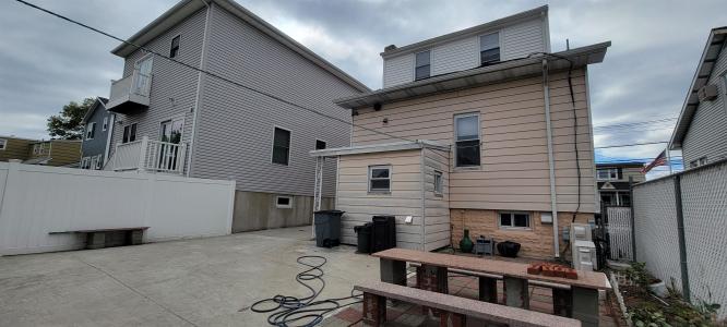 712 5TH ST, Secaucus, New Jersey 07094, USA