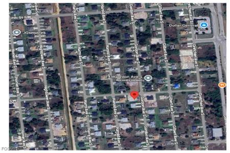 1102 Gordon Avenue S, Lehigh Acres, Floride 33973, États-Unis