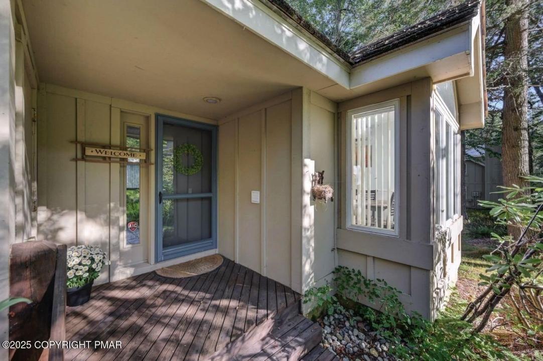 612 Uncas Lane, Pocono Pines, Pennsylvania 18350, HOA KỲ