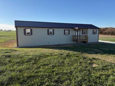 1967 Cattle Drive, Aurora, Missouri 65605