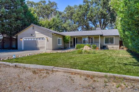 18164 Fishhook Ct, Hidden Valley Lake, California 95467