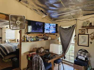 21759 Lawrence 2172, Aurora, Missouri 65605