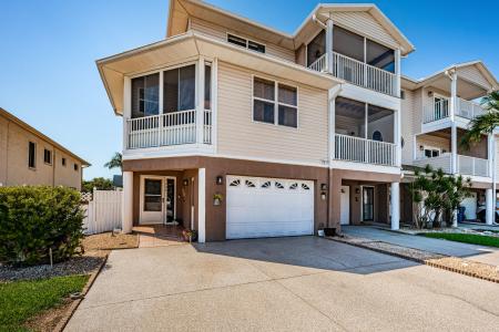 227 126th Ave, Treasure Island, Florida 33706, USA