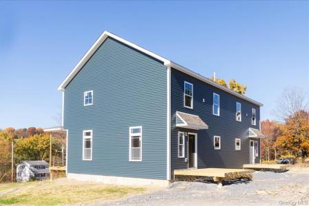 104 North Road, Highland, New York 12528