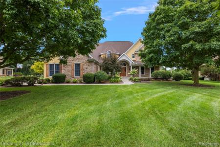 9310 Fairway Trail, GrandBlanc, מישיגן 48439, ארצות הברית של אמריקה 