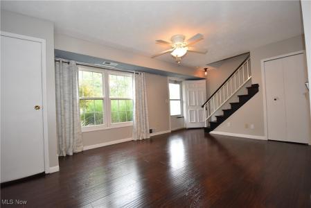 3093 Ivy Hill Circle unit: D, Cortland, Ohio 44410, Stati Uniti