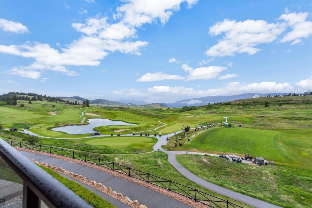 105 VILLAGE CENTRE COURT, Vernon, Colúmbia Britânica V1H 1T2, Canadá