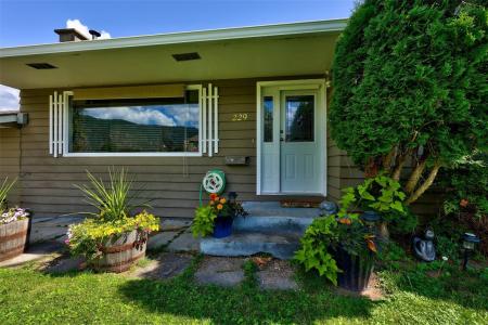 229 LAKESHORE DRIVE, Chase, 브리티시 컬럼비아주 V0E 1M0, 캐나다