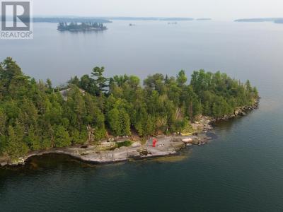JO176 SHOAL LAKE, LAKE OF THE WOODS, W Of Kenora, Ontario P0X 1E0, Canada